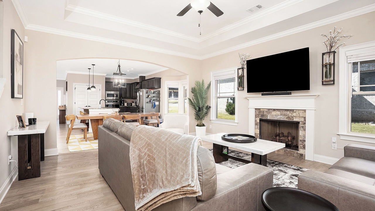 Photo of Livingroom in Auburn