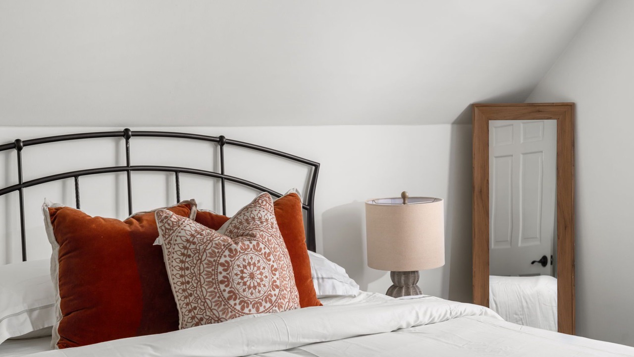 Photo of Bedroom in East Side