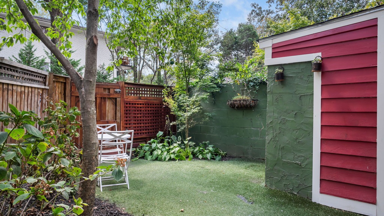 Photo of Outdoor in East Side