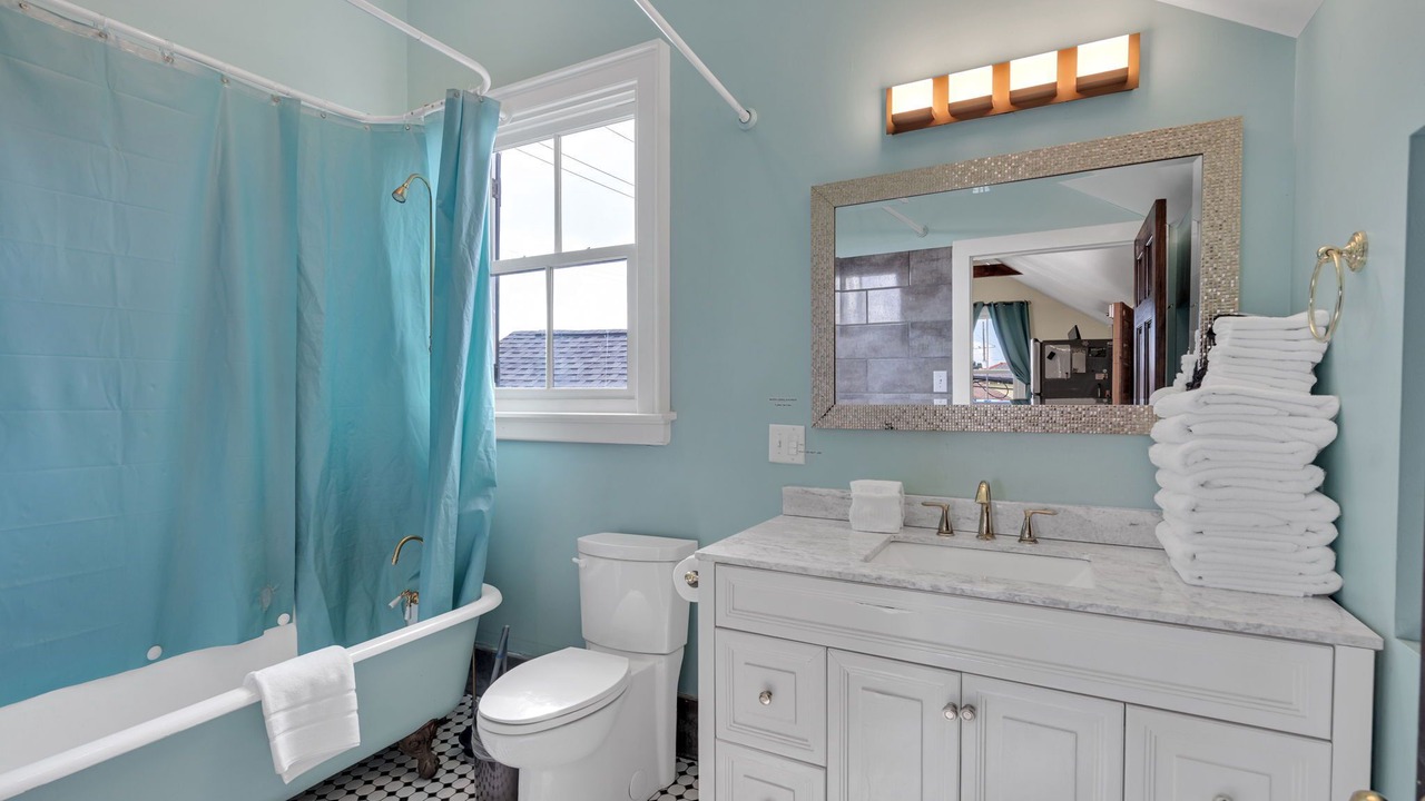 Photo of Bathroom in South 7th Ward