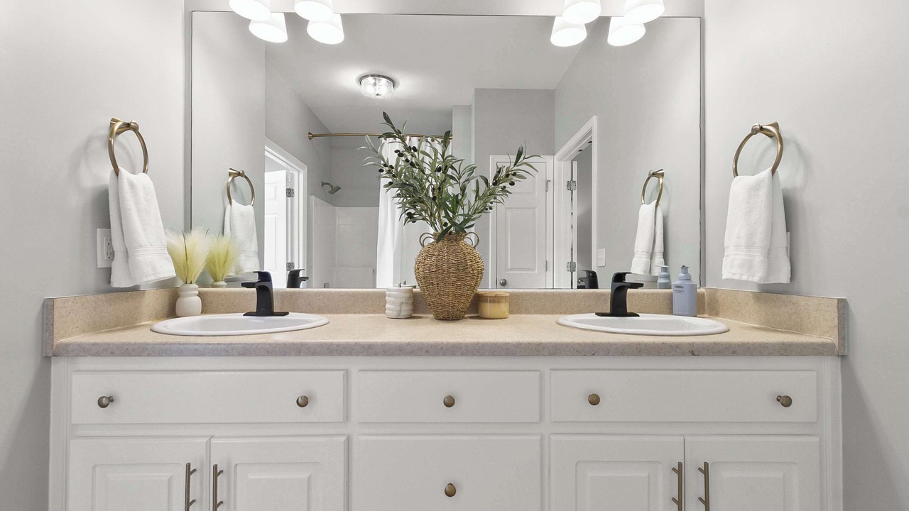 Photo of Bathroom in Northport