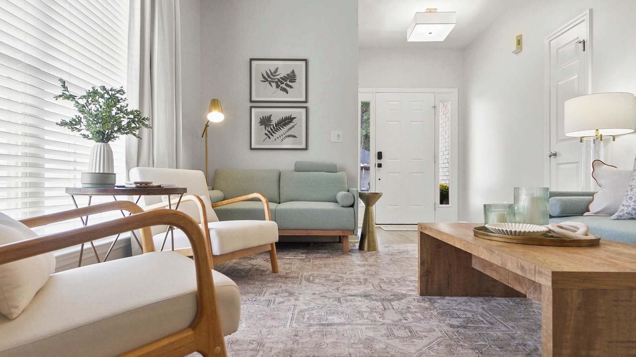 Photo of Livingroom in Northport