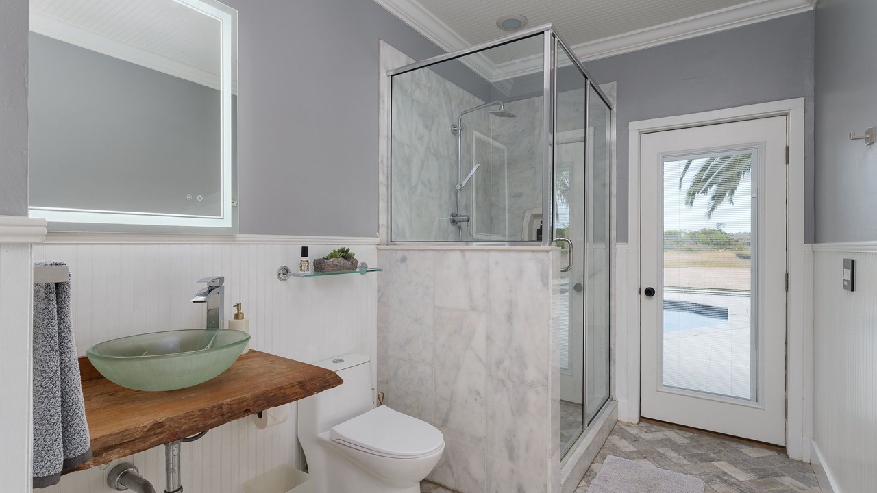 Photo of Bathroom in Palm Valley