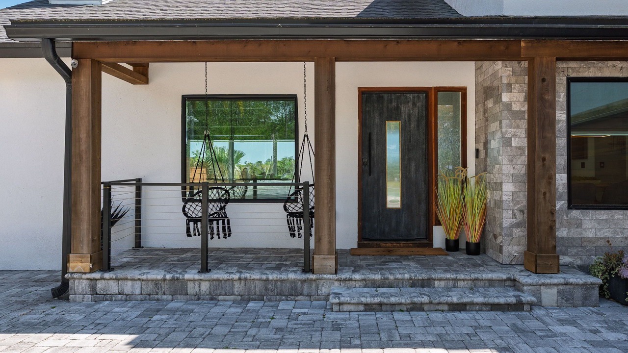 Photo of Patio Balcony in Palm Valley
