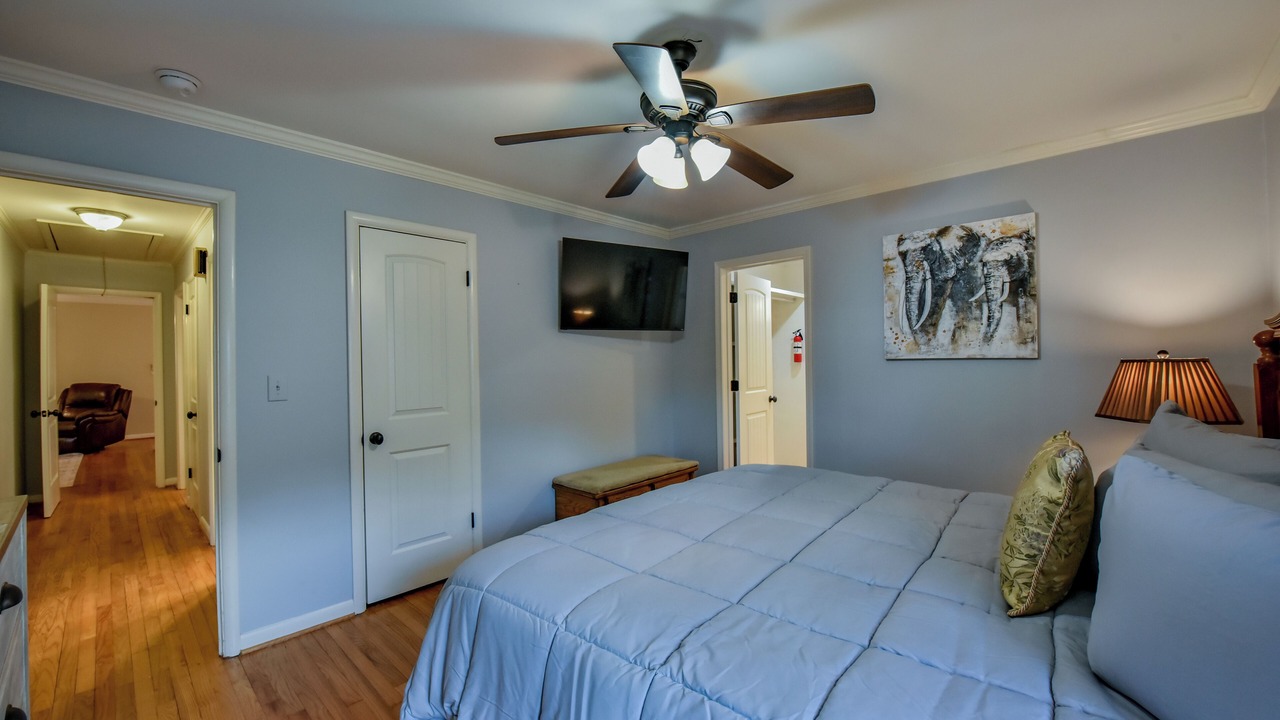 Photo of Bedroom in Tuscaloosa