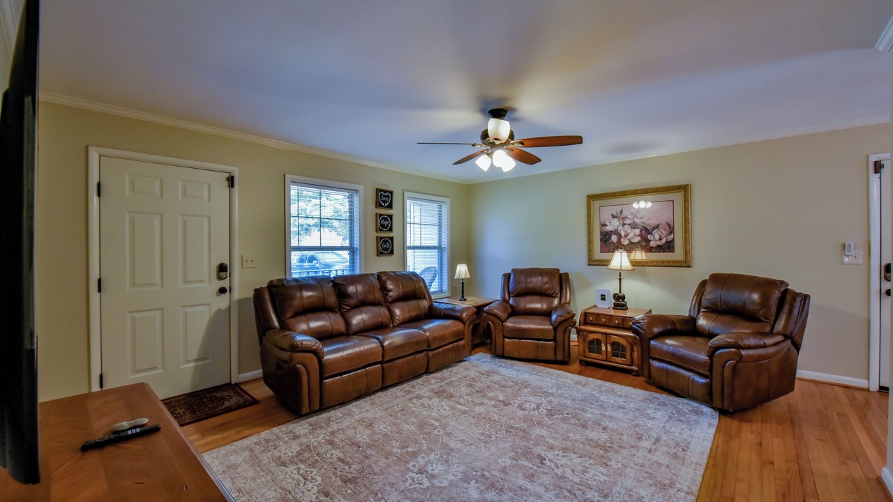 Photo of Livingroom in Tuscaloosa