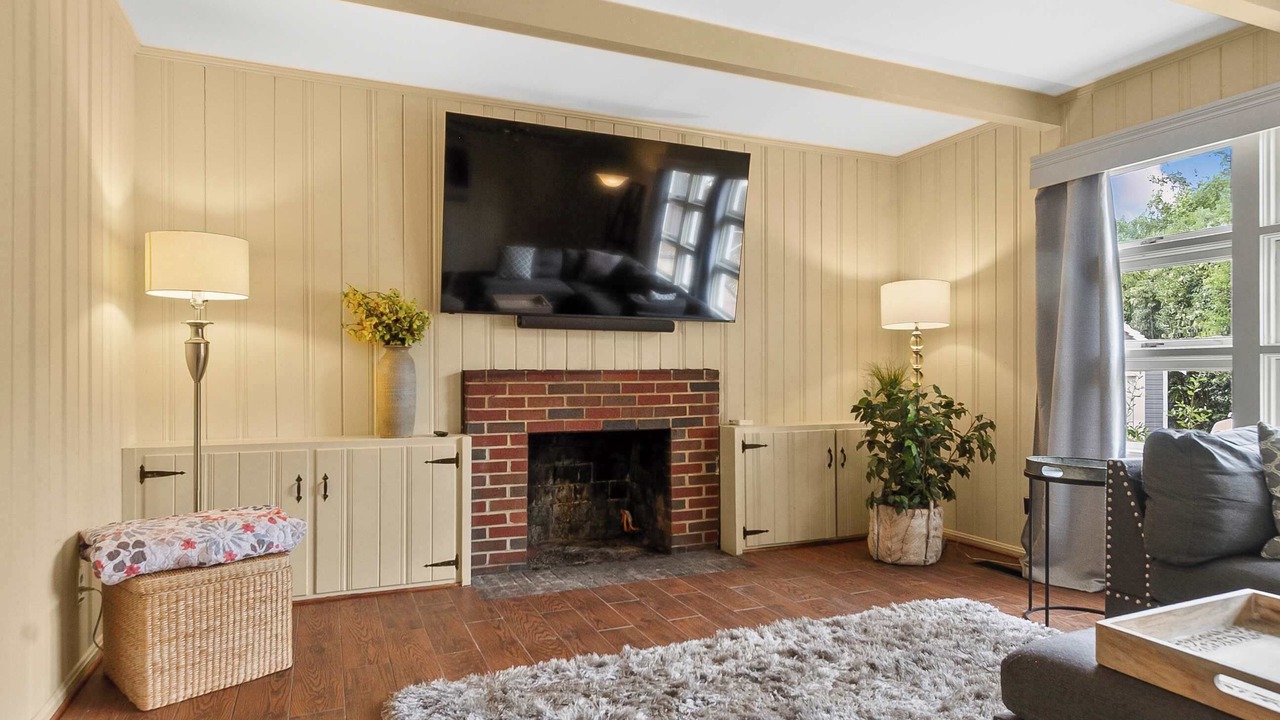 Photo of Livingroom in Tuscaloosa