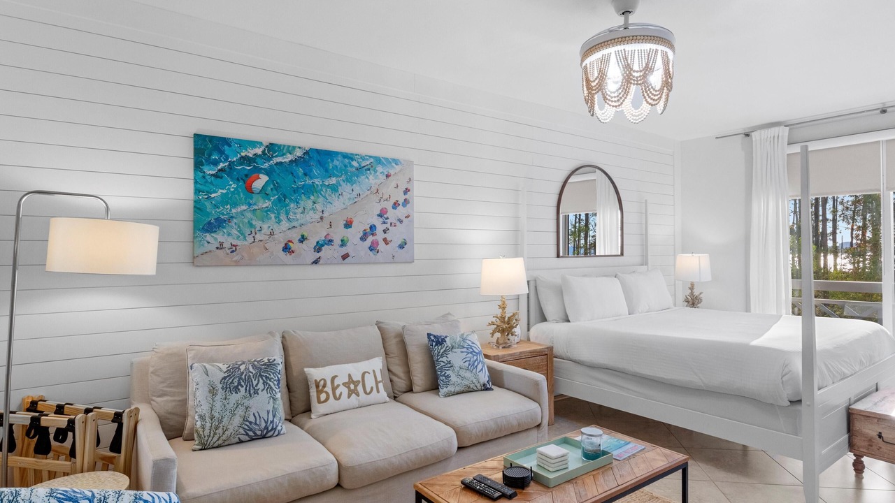 Photo of Bedroom in Baytowne Wharf