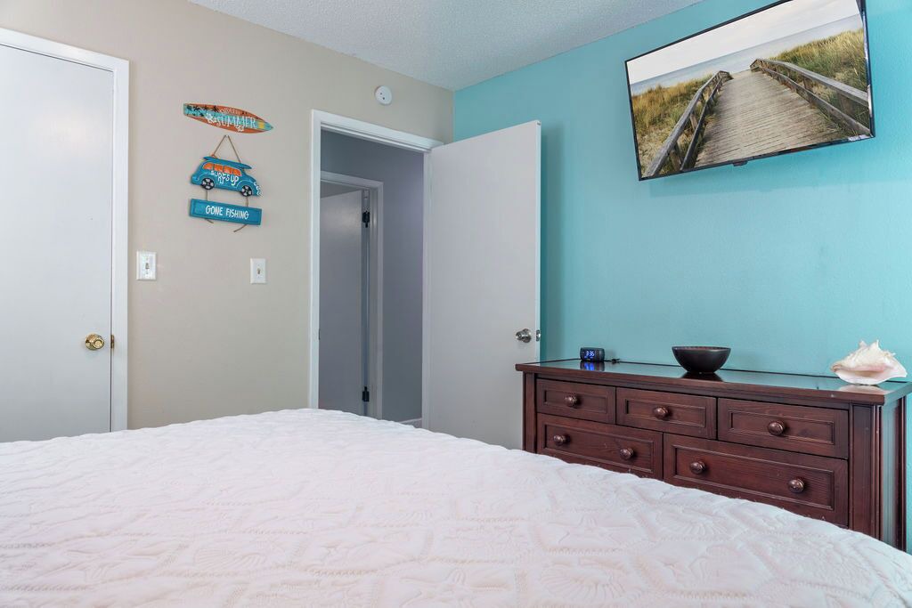 Photo of Bedroom in Foley