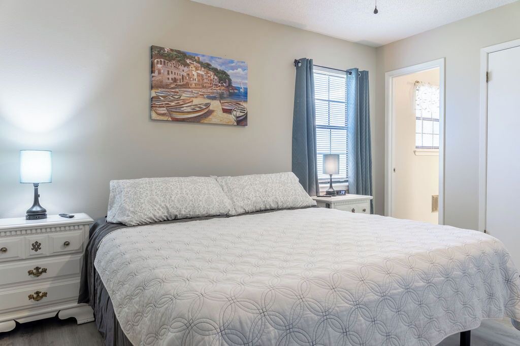Photo of Bedroom in Foley