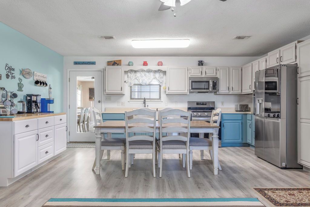 Photo of Kitchen in Foley