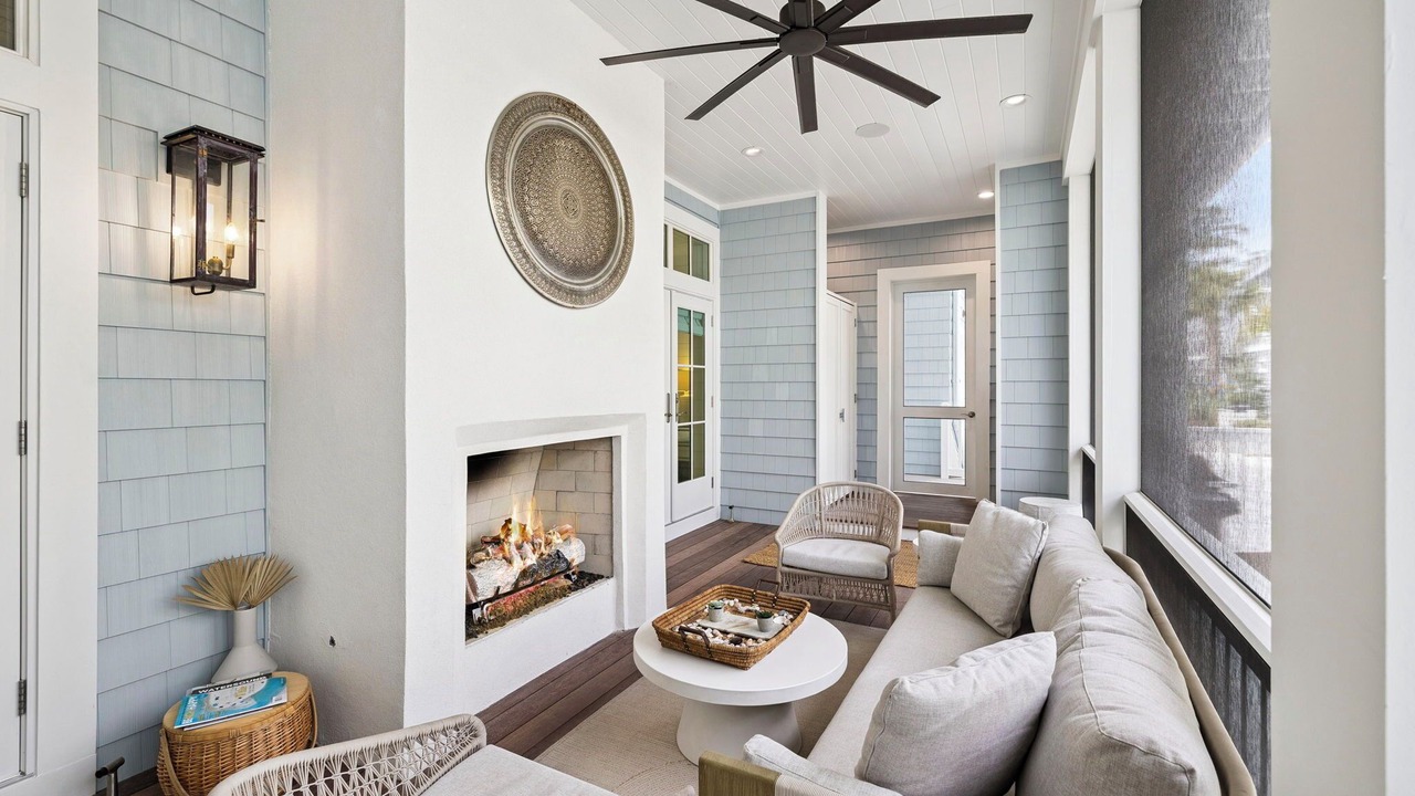 Photo of Livingroom in WaterSound West Beach