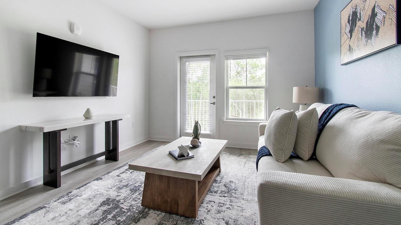 Photo of Livingroom in Northside