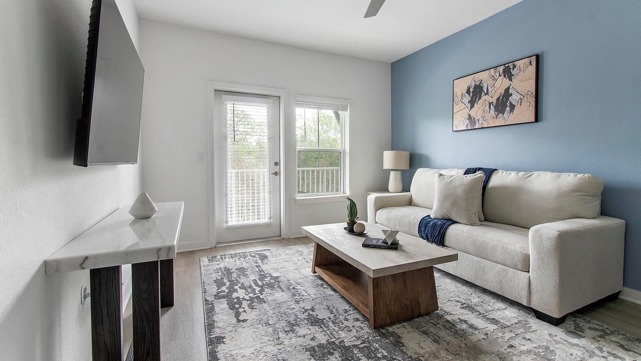 Photo of Livingroom in Northside