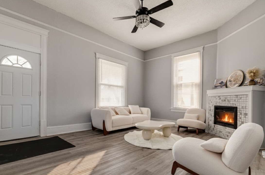 Photo of Livingroom in Urban Core