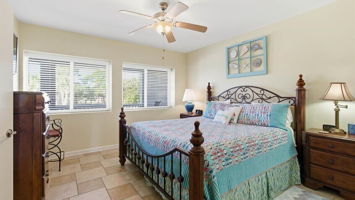 Photo of Bedroom in Panacea