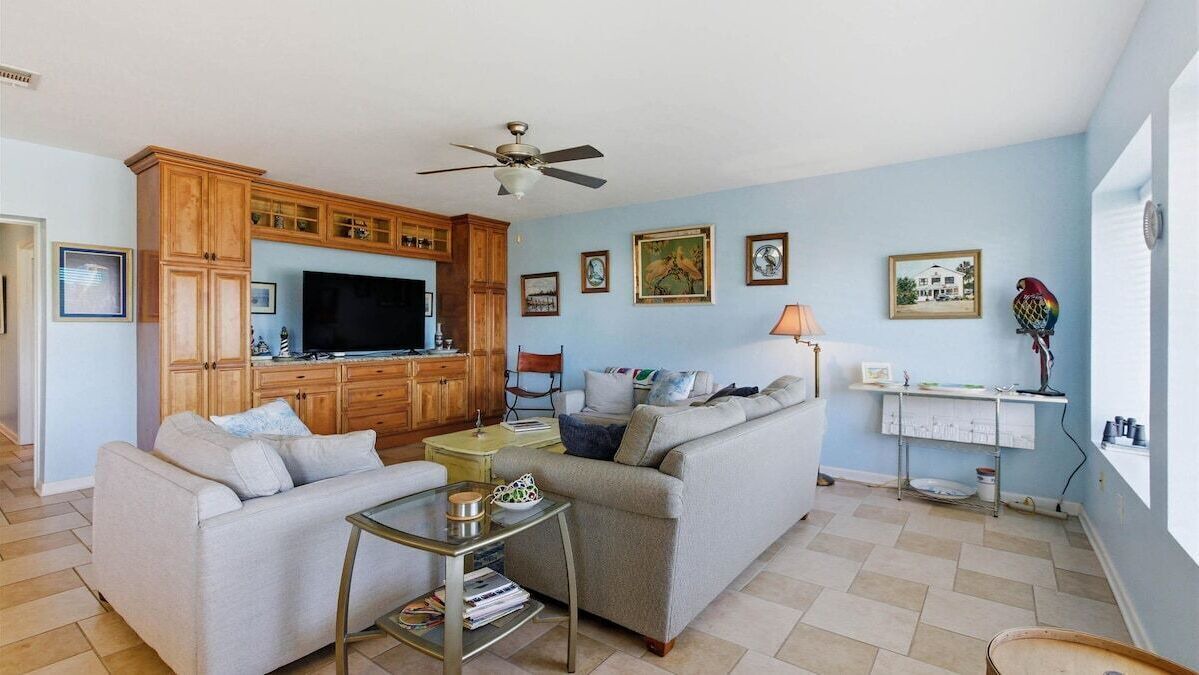 Photo of Livingroom in Panacea