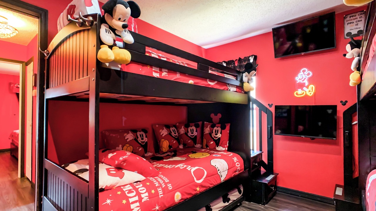Photo of Bedroom in Ridgewood Lakes