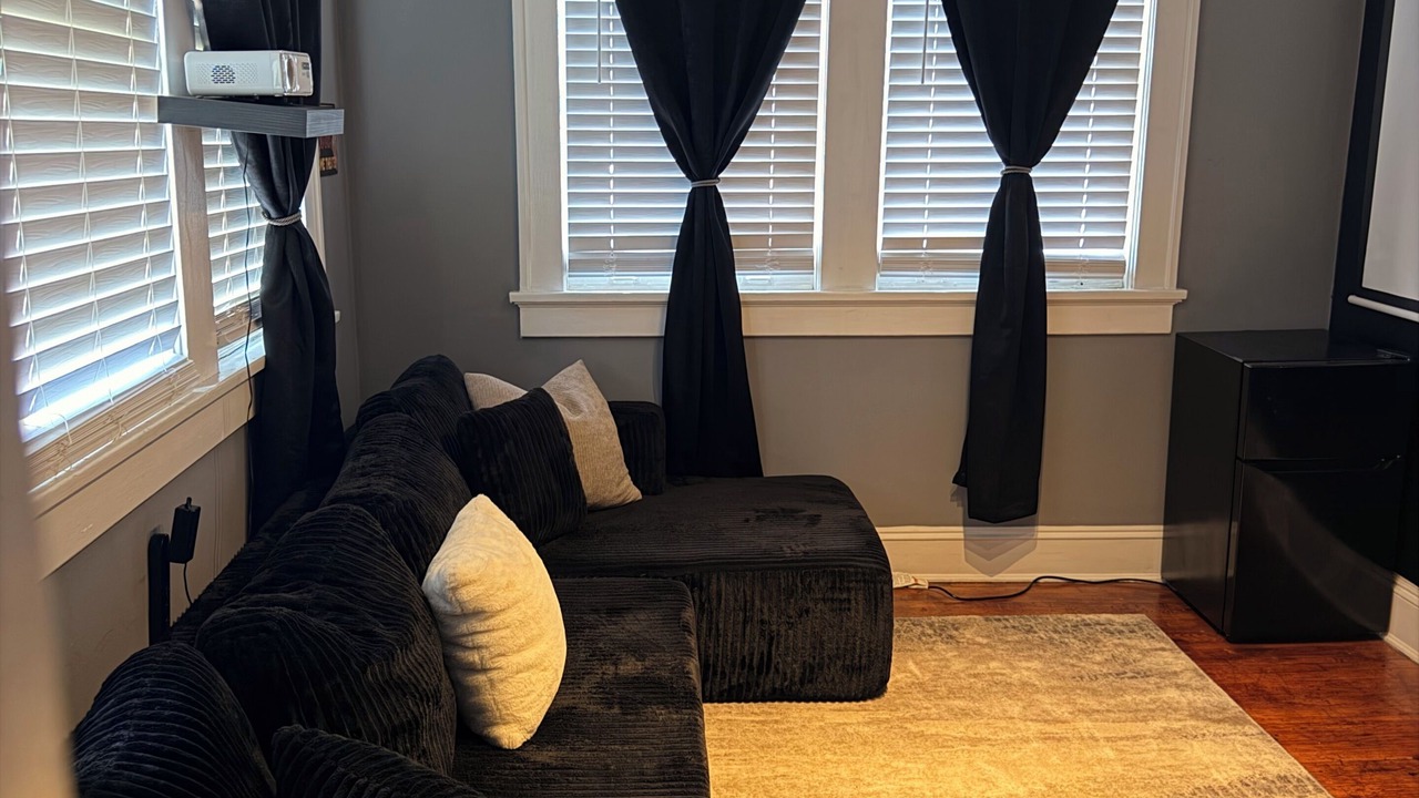 Photo of Livingroom in West End