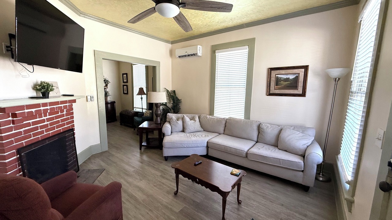 Photo of Livingroom in Palatka