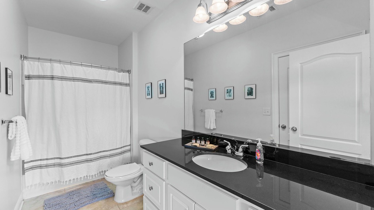 Photo of Bathroom in Tuscaloosa