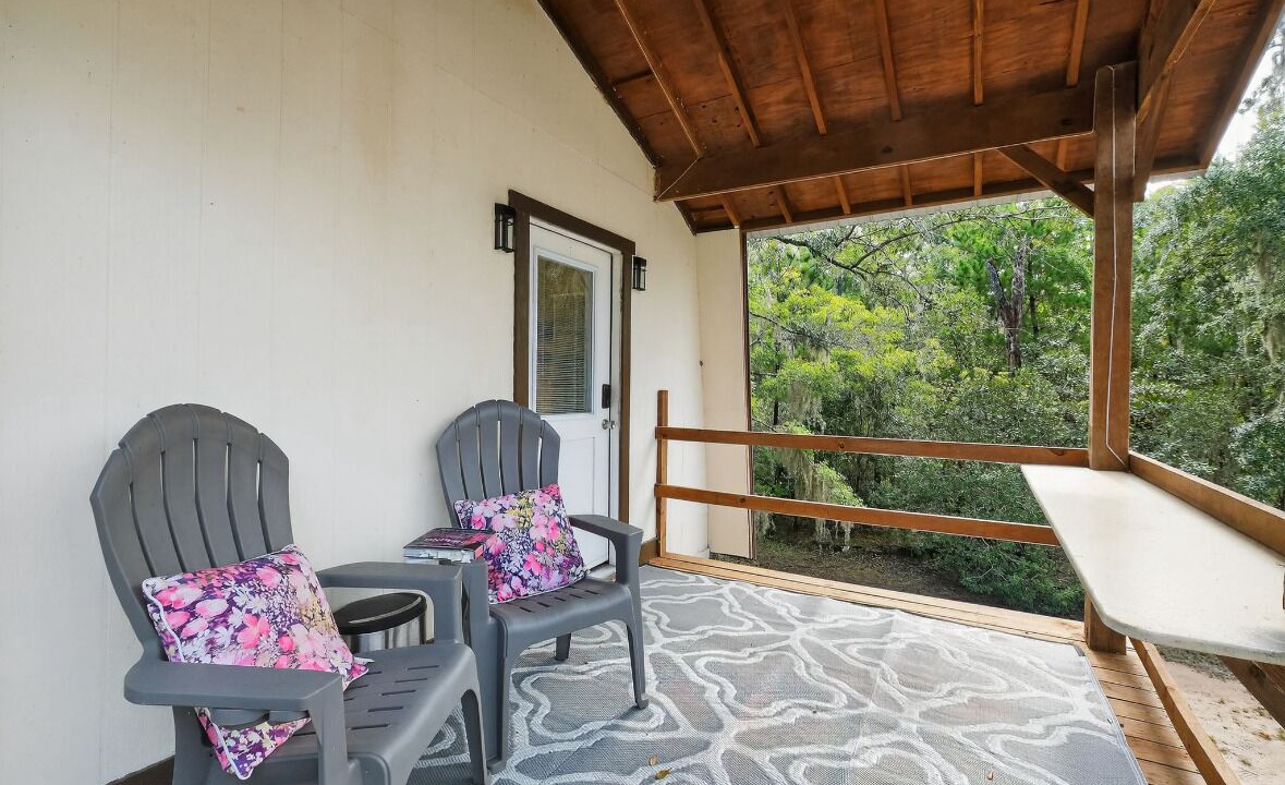 Photo of Patio Balcony in Midway