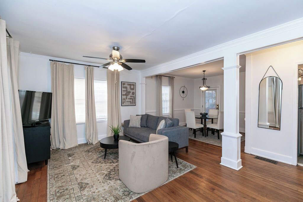 Photo of Livingroom in Oakhurst