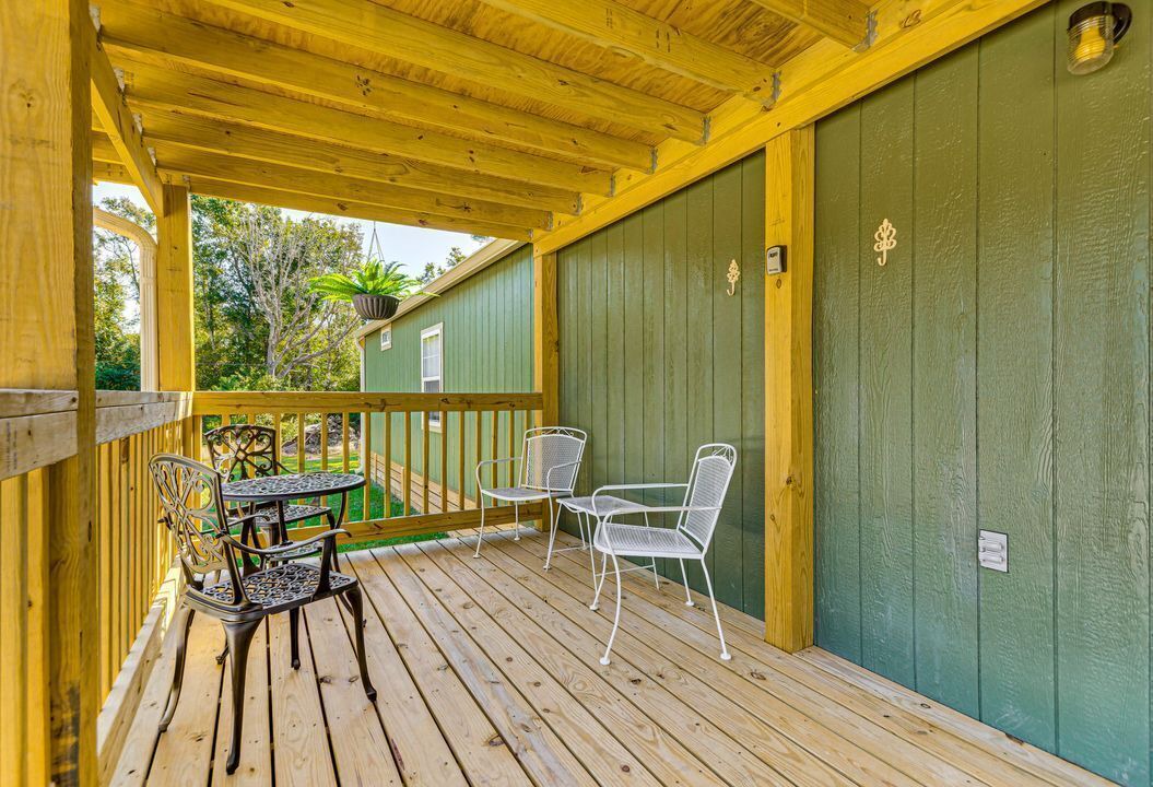 Photo of Patio Balcony in Lillian