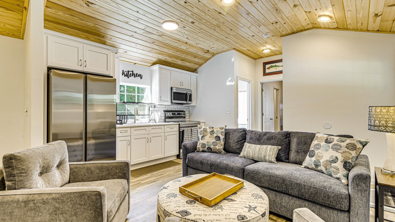 Photo of Livingroom in Lillian