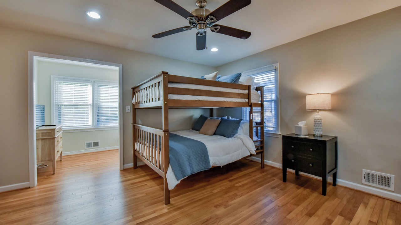 Photo of Bedroom in Tuscaloosa