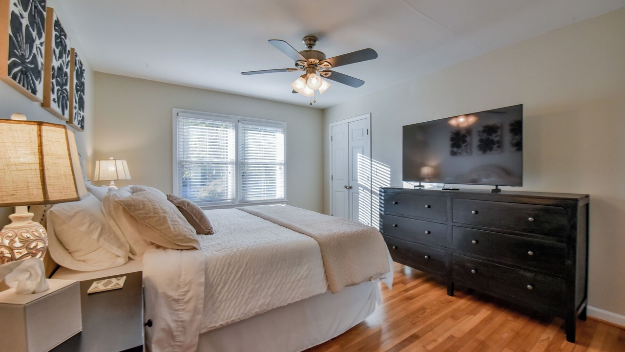 Photo of Bedroom in Tuscaloosa