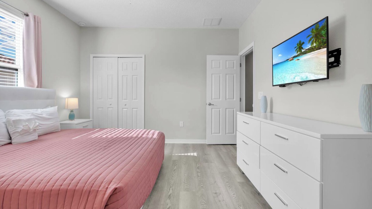 Photo of Bedroom in Loughman