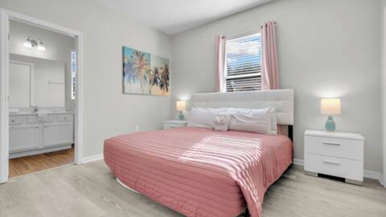 Photo of Bedroom in Loughman