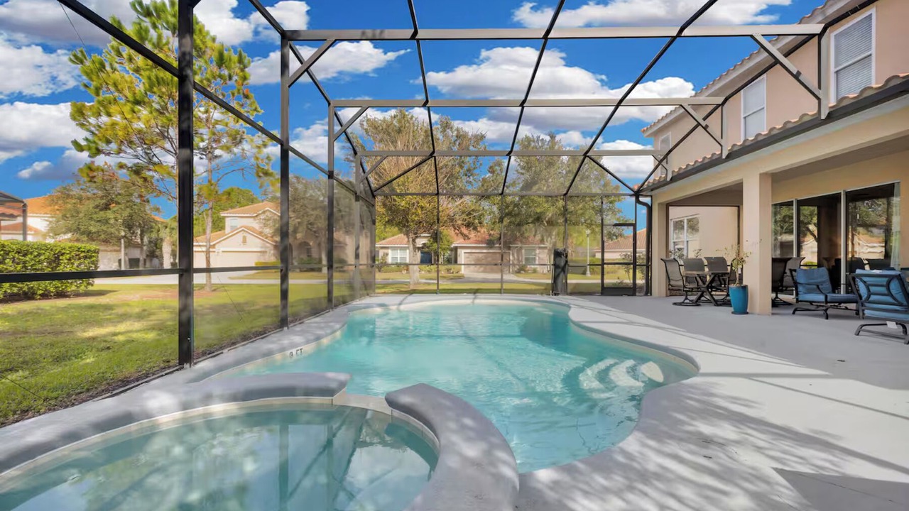 Photo of Outdoor in Loughman