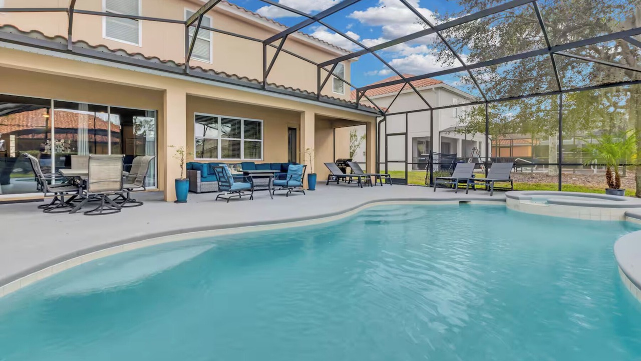 Photo of Outdoor in Loughman