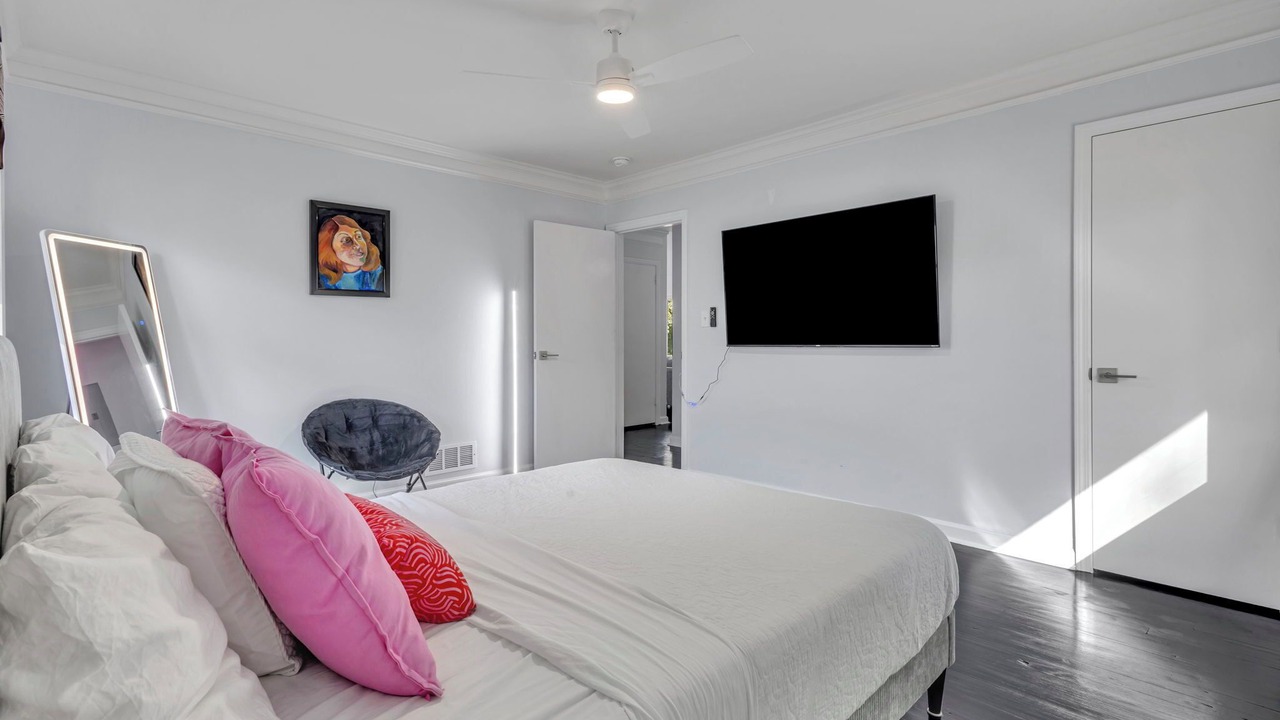 Photo of Bedroom in College Park