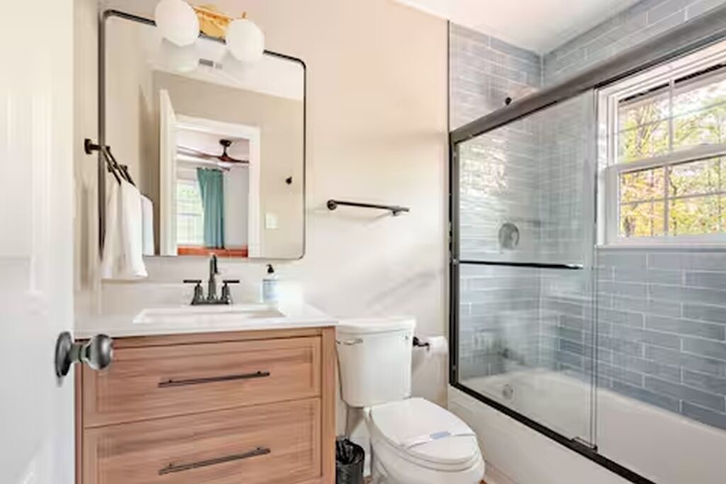 Photo of Bathroom in Ellijay