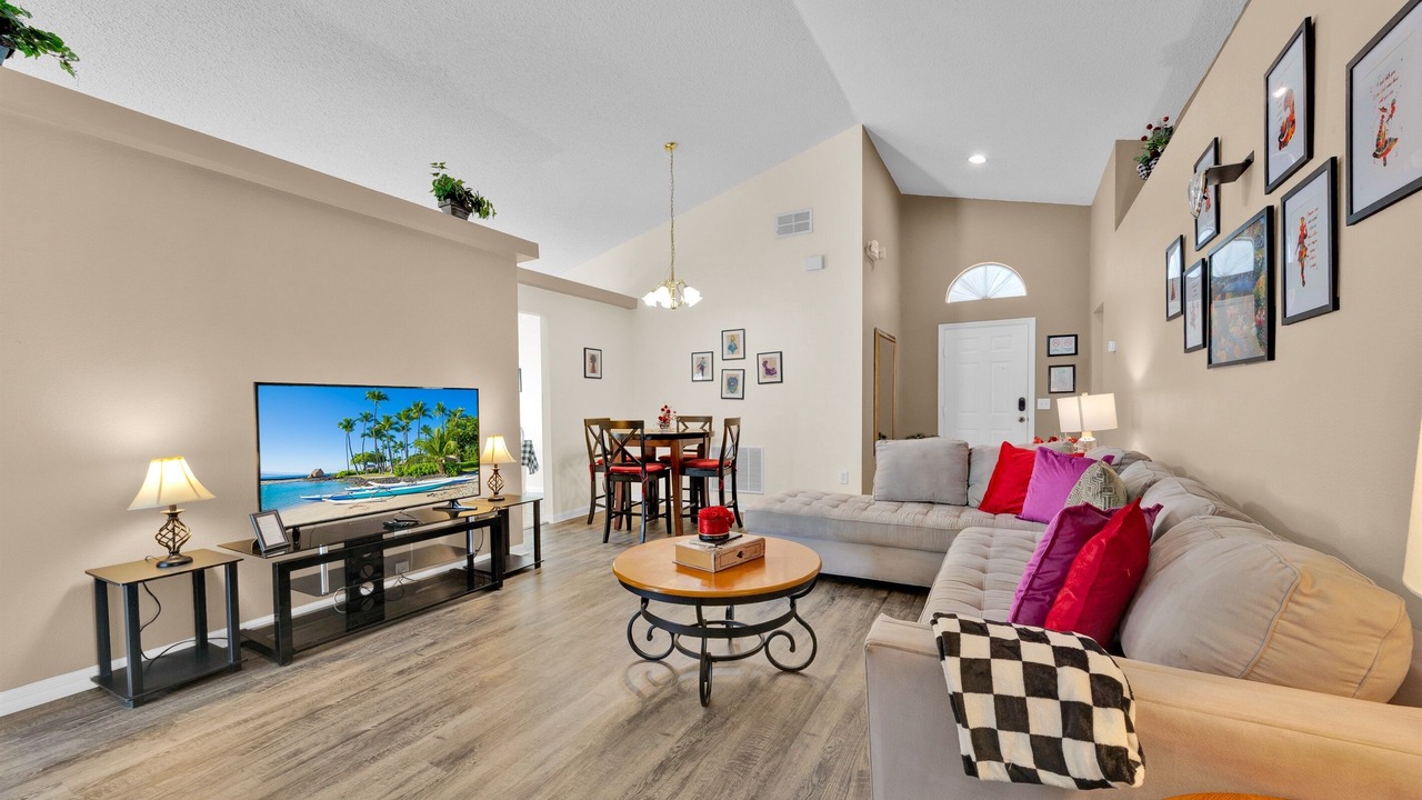 Photo of Bedroom in Florida Pines