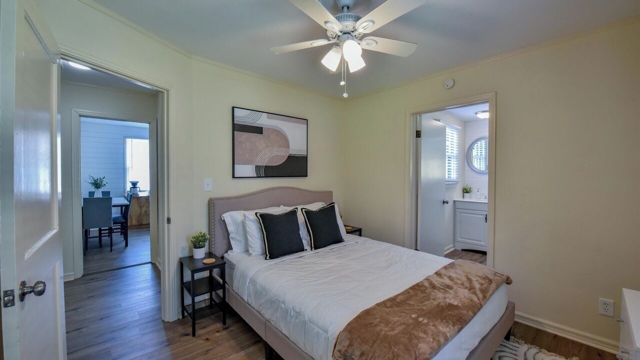 Photo of Bedroom in Tuscaloosa