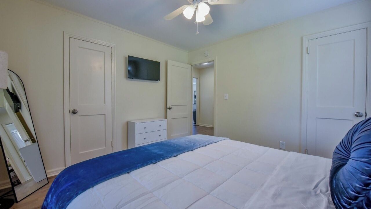 Photo of Bedroom in Tuscaloosa