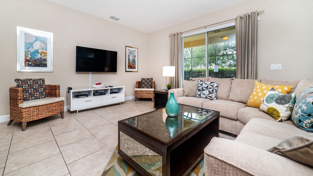 Photo of Livingroom in Loughman