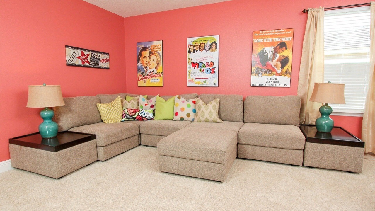 Photo of Livingroom in Loughman