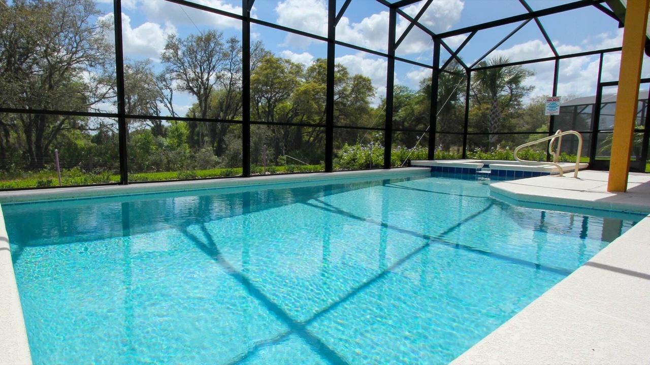 Photo of Outdoor in Loughman