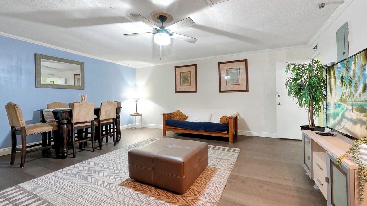 Photo of Livingroom in Deltona Lakes