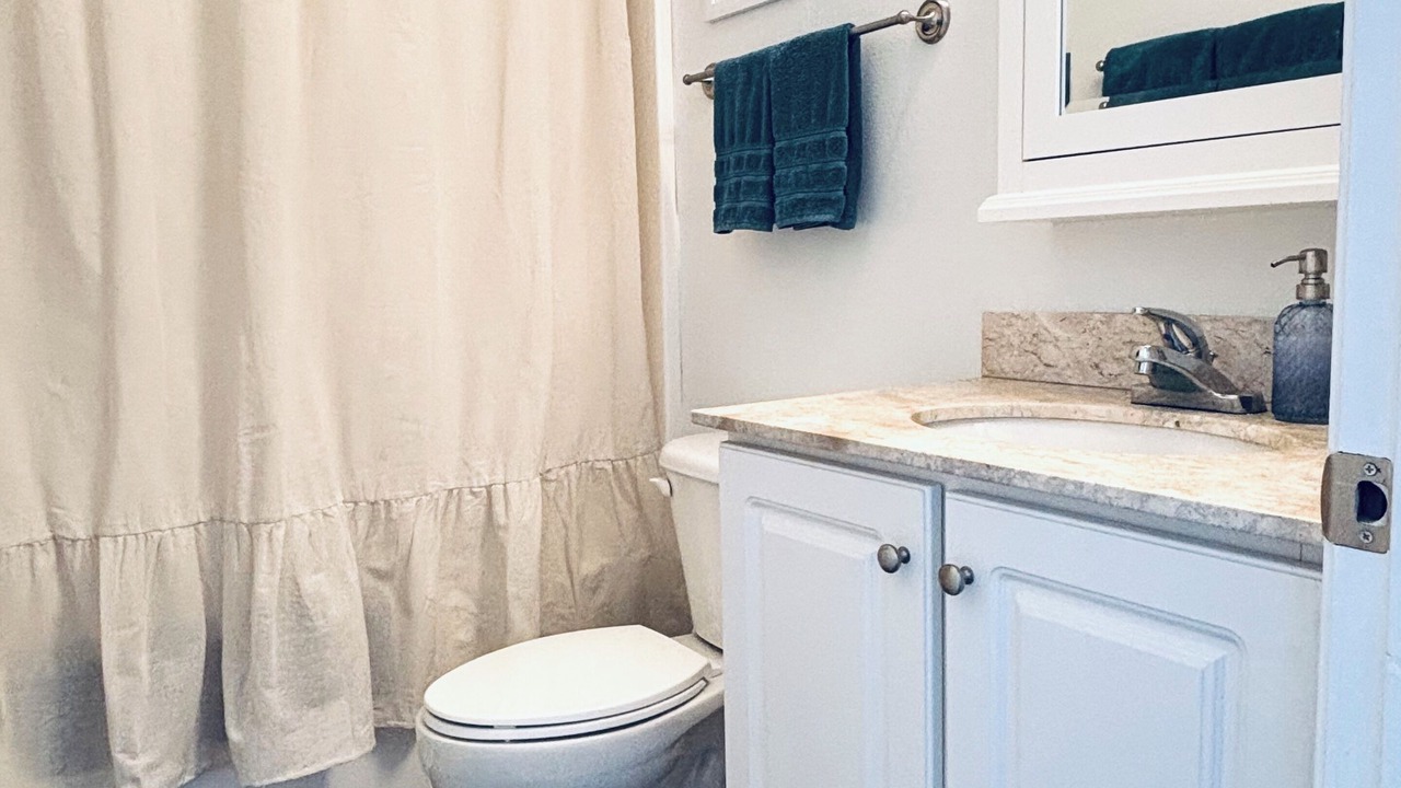Photo of Bathroom in Innerarity Townhomes