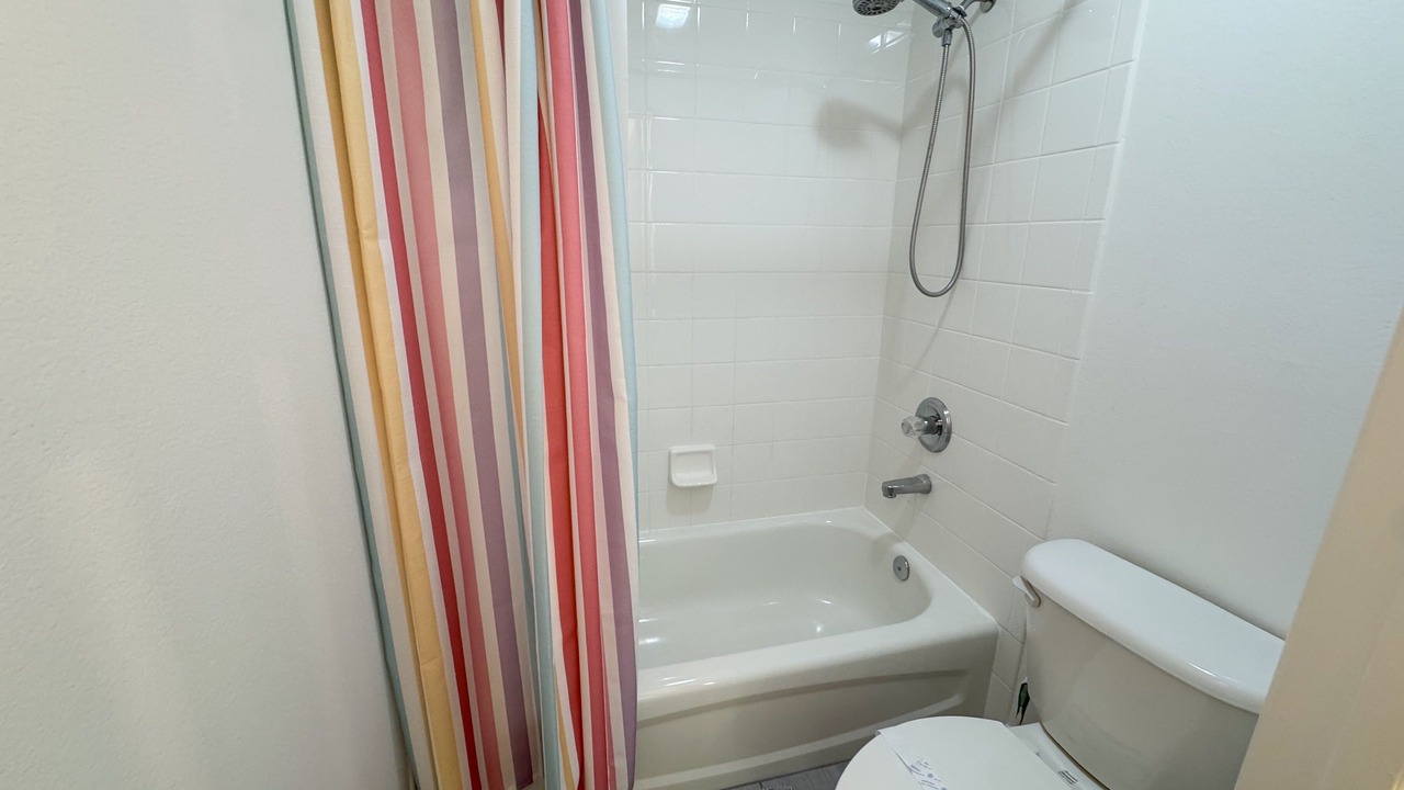 Photo of Bathroom in Bridgewater Crossing