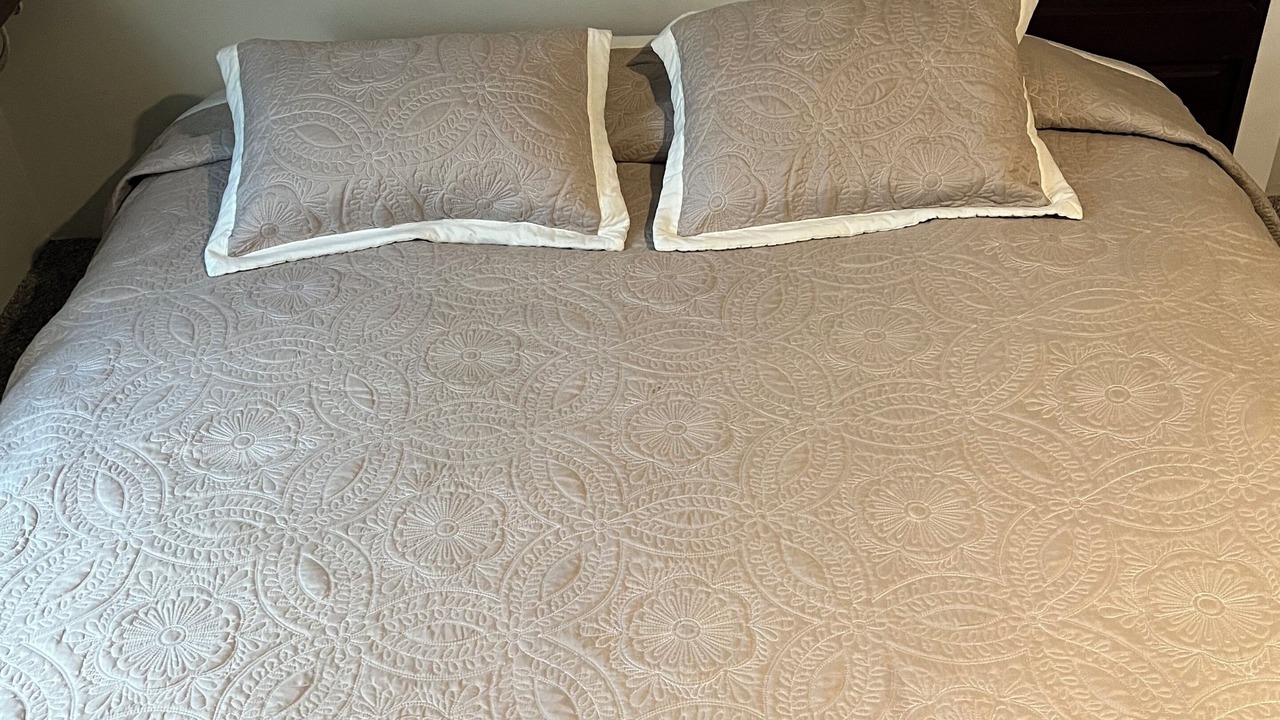 Photo of Bedroom in Gulfport