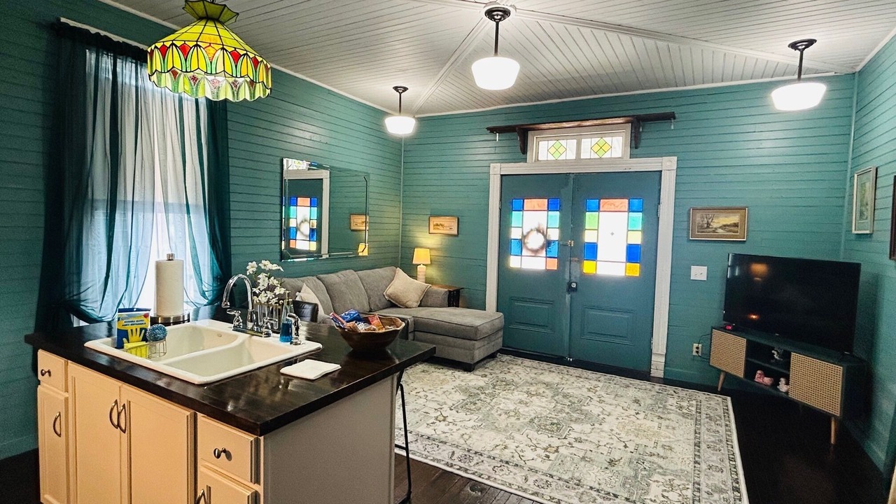 Photo of Livingroom in Centreville