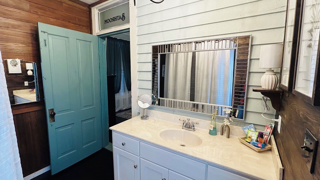 Photo of Bathroom in Centreville