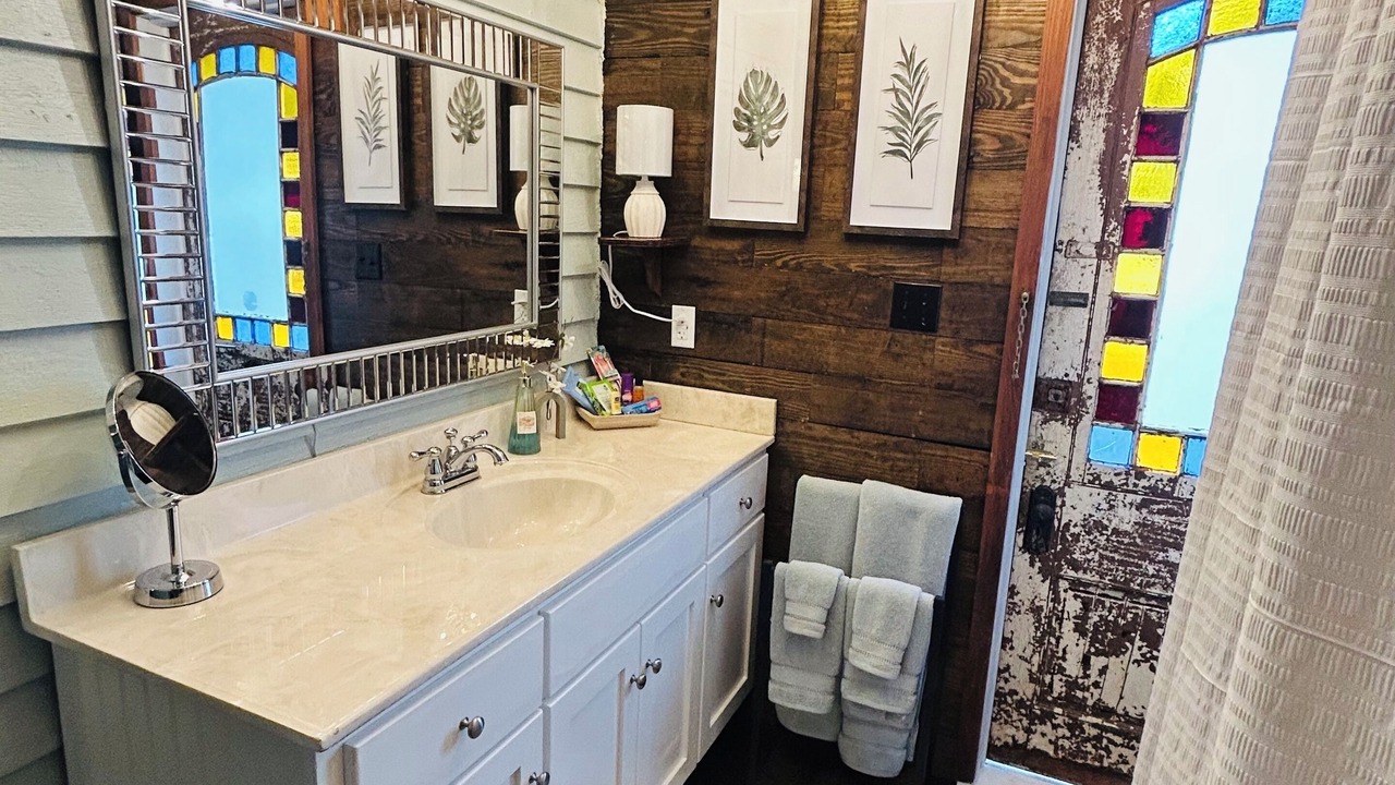 Photo of Bathroom in Centreville